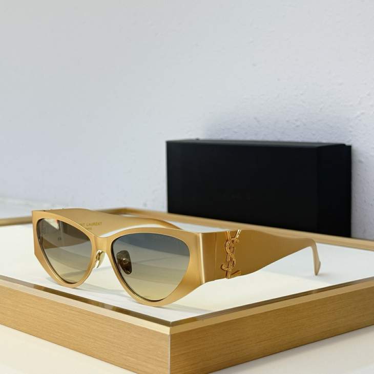 Picture of Saint Laurent Sunglasses _SKUfw79616585fw